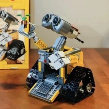 NEW~ WALL-E 687PCS Robot