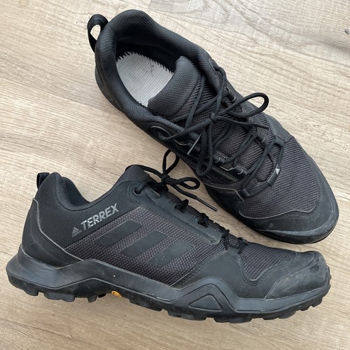 Men all black adidas - men’s,