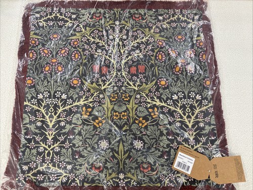 William morris blackthorn - morris,