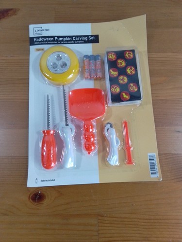 Halloween pumpkin carving set - halloween,