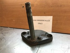 HONDA XL125V XL 125 VARADERO LOWER BOTTOM YOKE FORK CLAMPS BREAKING SPARE 2