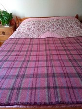 Vintage Welsh wool blanket throw Melin Tregwynt 