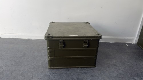Unissued british military - unissued,
