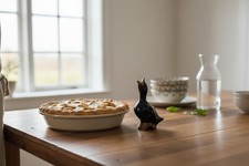 Blackbird bird pie funnel - pie,