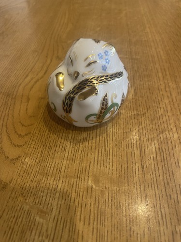 Crown derby mouse - derby,