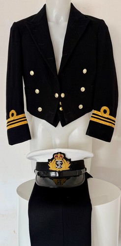 British naval lieutenant - naval,