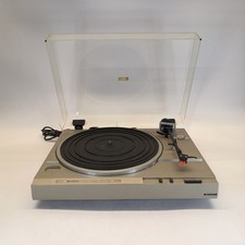 HITACHI HT-20S DC Servo,  Semi-Auto, Belt Drive Turntable *NEEDS NEW STYLUS*