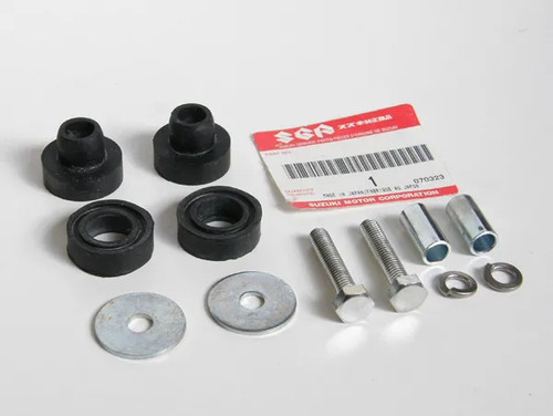 Suzuki gas fuel tank - gas, mounting