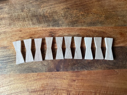 Oak bow tie inlay - inlay, 10