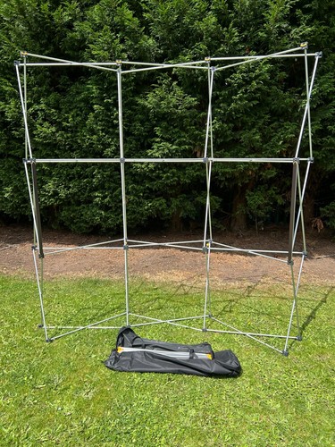 3x3 pop curved display - curved,