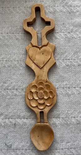 Vintage welsh love spoon - love,