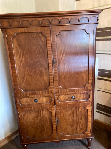 Drinks cabinet - drinks,