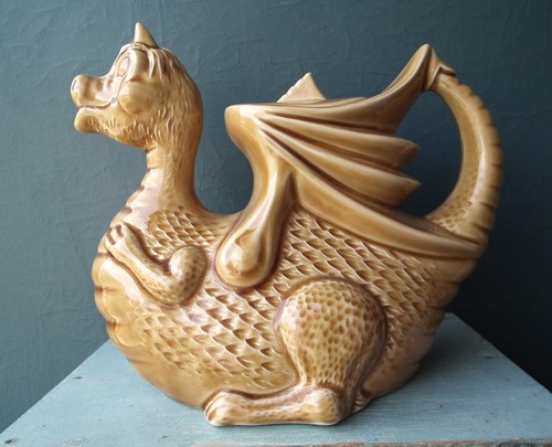 Vintage ceramic novelty - , tea