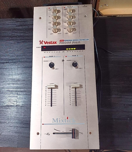 Vestax pmc pro mixer - pmc-06,