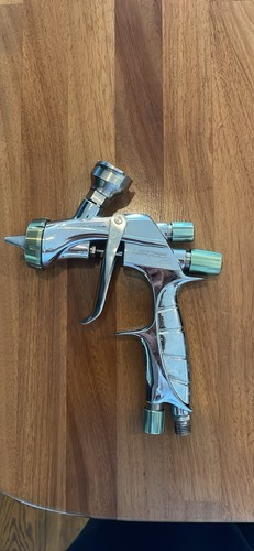 Iwata ls400 gravity spray gun - ls400,