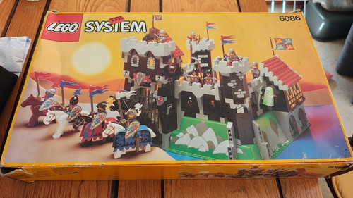 Vintage castle lego - vintage, in