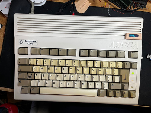 Amiga 600 recapped tested - amiga,