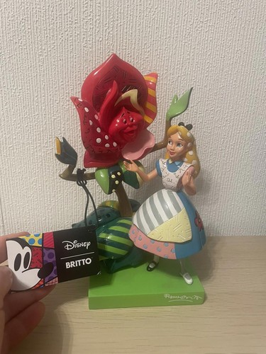 Disney showcase collectable - disney,