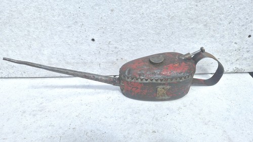 Vintage oil can - vintage, kayes