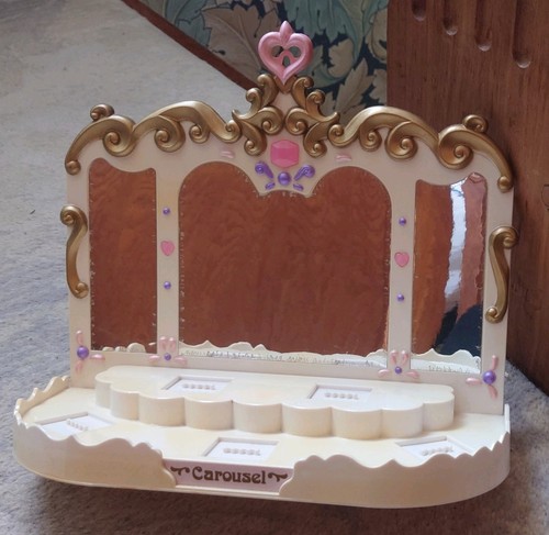 Vintage matchbox carousel - matchbox, 10"