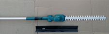 Makita UN460WD 12V Max CXT 46cm Cordless Pole Hedge Trimmer