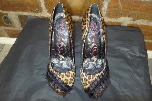 Red dead satin leopard - dead,