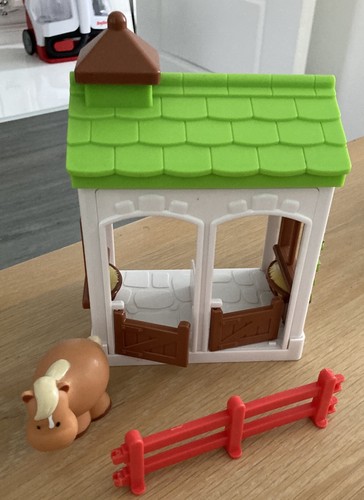 Elc happyland farm farmyard - happyland,
