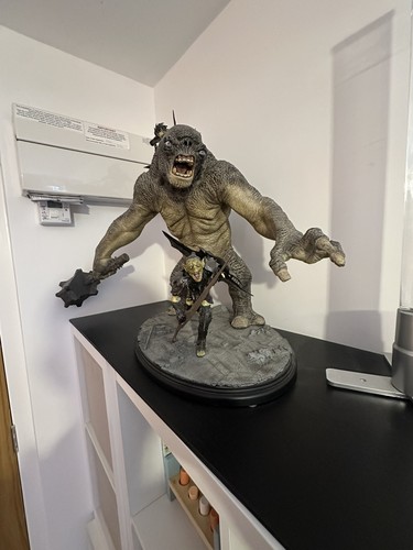 New weta workshop cave - new,