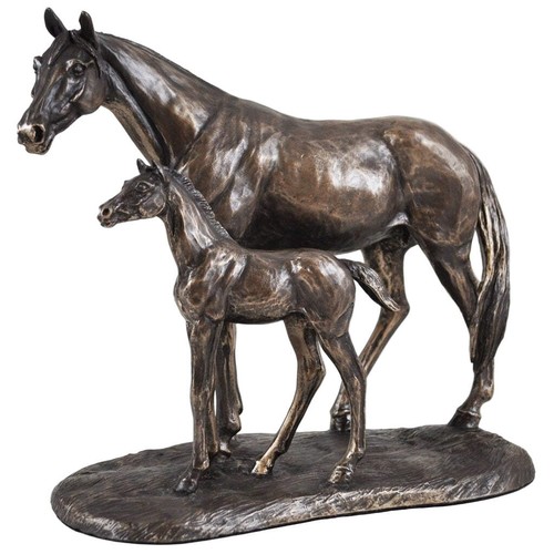 Horse figure signed - figure, harriet