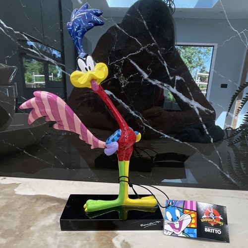 Britto looney tunes - looney, road
