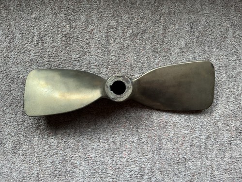 Bronze propeller right handed - propeller,