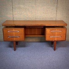 Attractive Vintage Mid Century