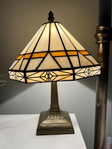 Tiffany style table - tiffany, lamp