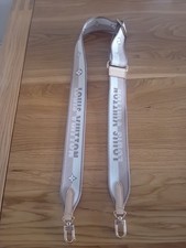 Louis Vuitton Bandoulière Bag