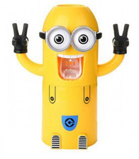 Cute cartoon Minions Squeezing Toothpaste Artifact