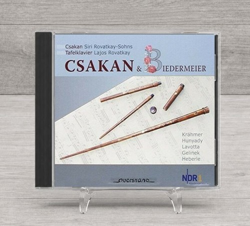 Csakan und biedermeier - und,
