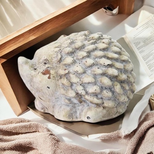 Stone effect hedgehog - effect,