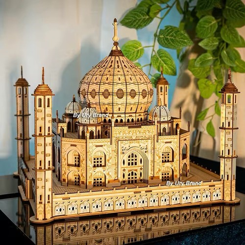 Wooden assembly puzzle - 3d,