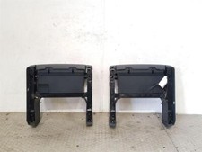 2007-2010 MK1 VOLKSWAGEN TOURAN PAIR OF FRONT SEAT FRAME ASSEMBLY