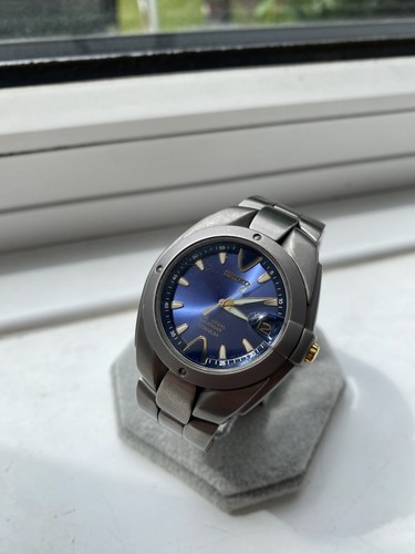 Seiko titanium perpetual - seiko,
