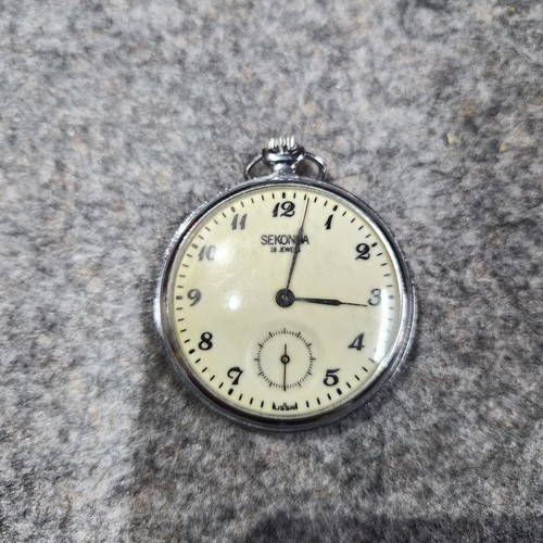Vintage metal sekonda - metal,