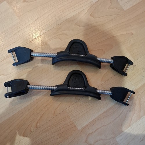 One pair apeks spring straps - one,