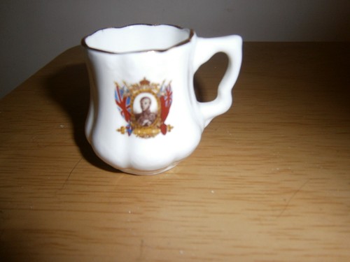 Vintage mini mug king - vintage, mug.