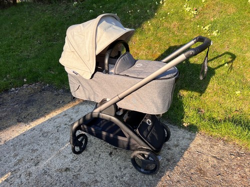 Nearly new bugaboo - dragonfly,