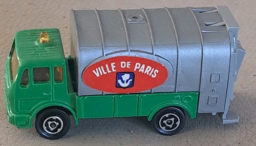 Mercedes garbage truck ville - mercedes,
