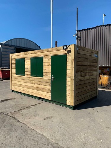 20ft 8ft cladded - x,