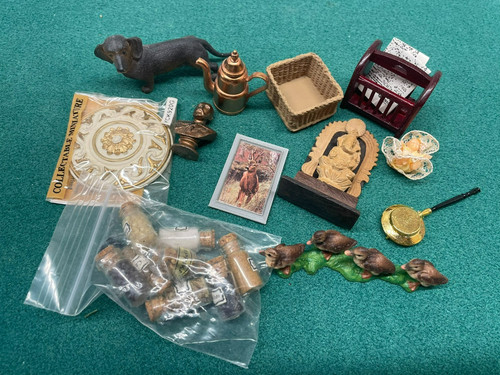12th scale dolls house - dolls,