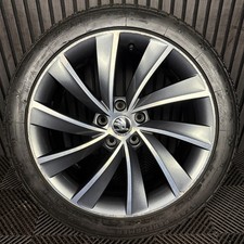 1X 18'' GENUINE SKODA SUPURB