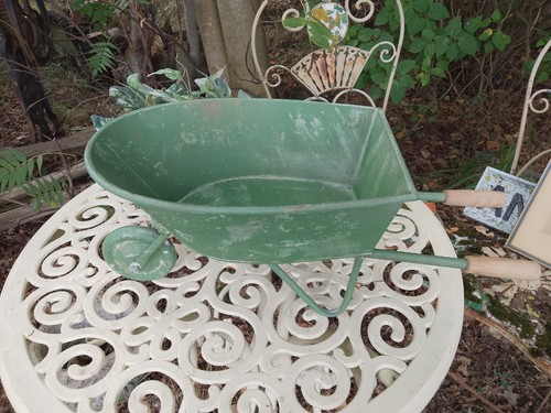 Galvanized green metal zinc - metal,
