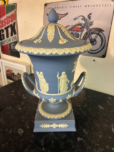Wedgwood blue jasperware - wedgwood,